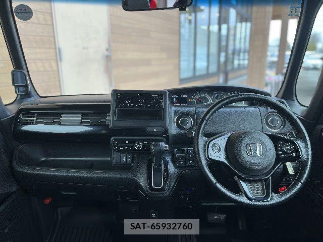 Honda N BOX CUSTOM 2024-01 4972215-1