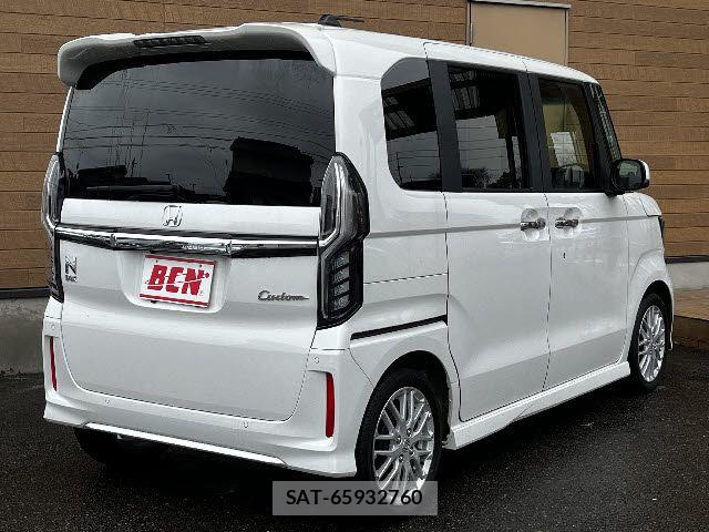 Honda N BOX CUSTOM 2024-01 4972215-2