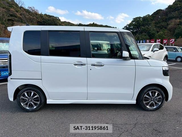 Honda N BOX CUSTOM 2025-12 5873625-11