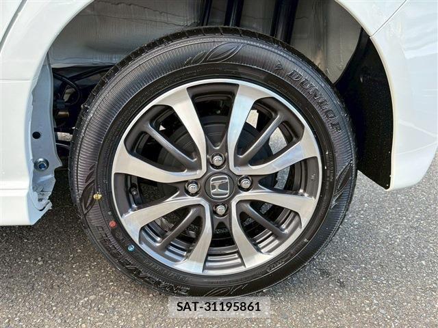 Honda N BOX CUSTOM 2025-12 5873625-17