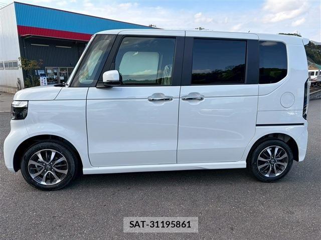 Honda N BOX CUSTOM 2025-12 5873625-7