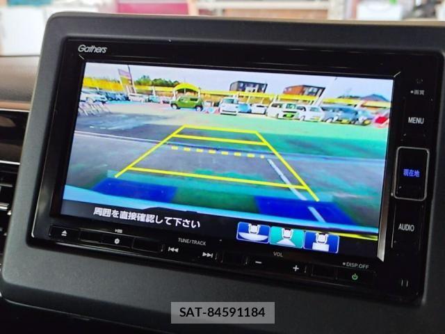 Honda N BOX CUSTOM 2023-06 5873650-14