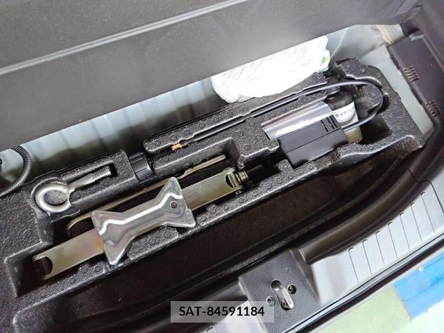 Honda N BOX CUSTOM 2023-06 5873650-29