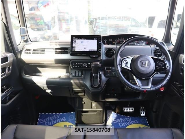 Honda N BOX CUSTOM 2022-03 5873579-1