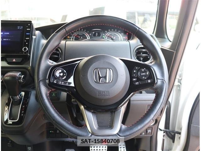 Honda N BOX CUSTOM 2022-03 5873579-19