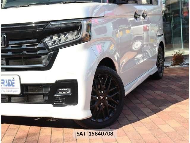 Honda N BOX CUSTOM 2022-03 5873579-22
