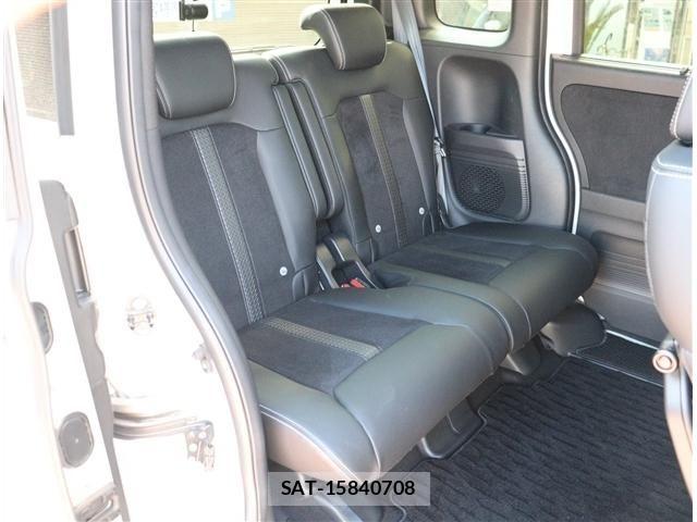 Honda N BOX CUSTOM 2022-03 5873579-7