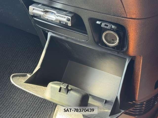 Honda N BOX CUSTOM 2013-04 5873934-27