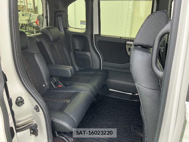 Honda N BOX CUSTOM 2017-12 6014280-9