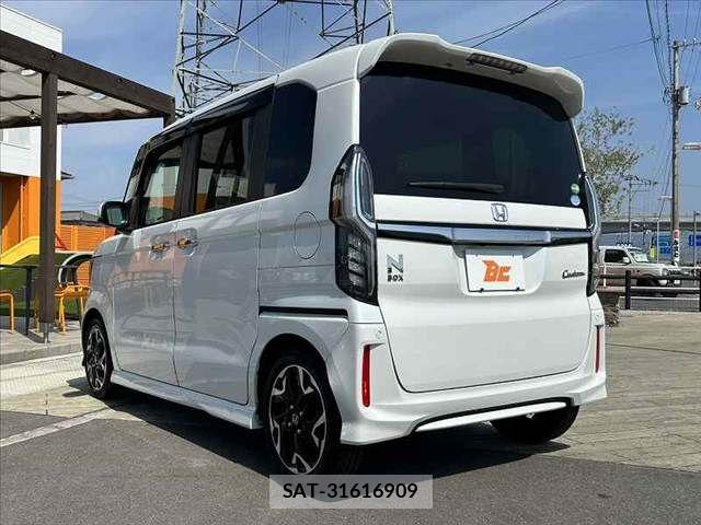 Honda N BOX CUSTOM 2019-02 6014270-12