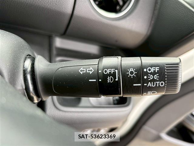 Honda N BOX CUSTOM 2022-01 6014240-27