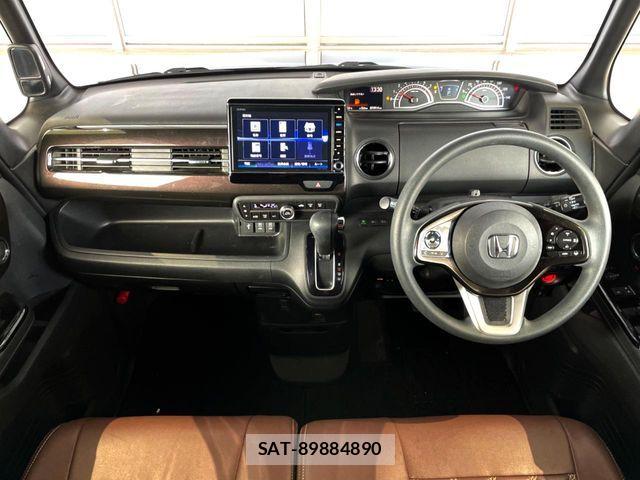 Honda N BOX CUSTOM 2018-02 6014320-1