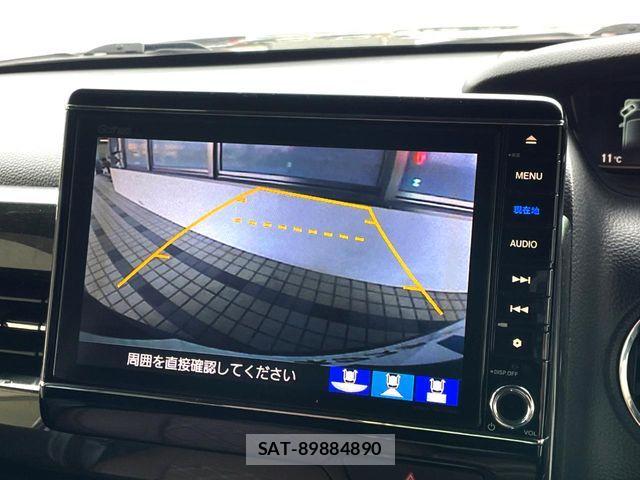 Honda N BOX CUSTOM 2018-02 6014320-2