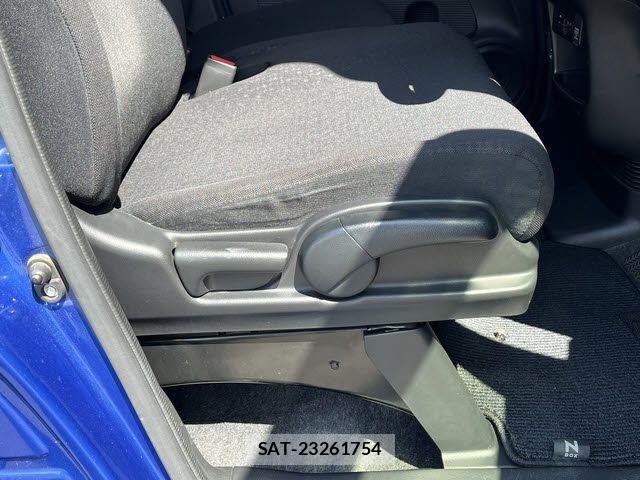Honda N BOX CUSTOM 2016-02 6014337-3
