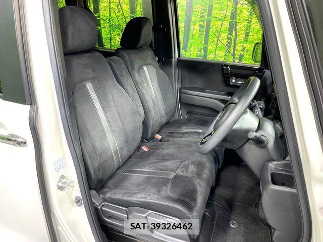 Honda N BOX CUSTOM 2023-03 6217585-9