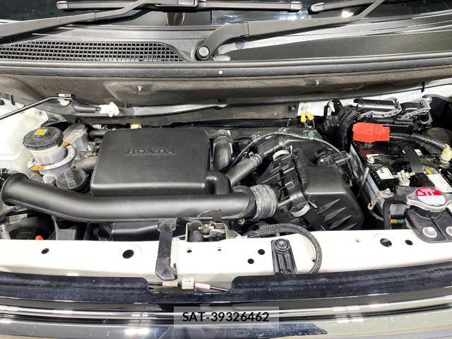 Honda N BOX CUSTOM 2023-03 6217585-17