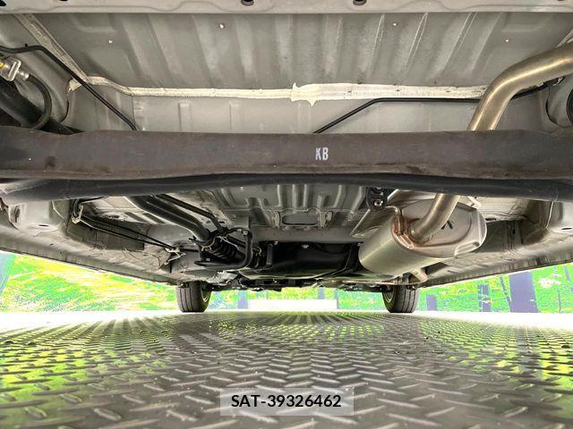 Honda N BOX CUSTOM 2023-03 6217585-18