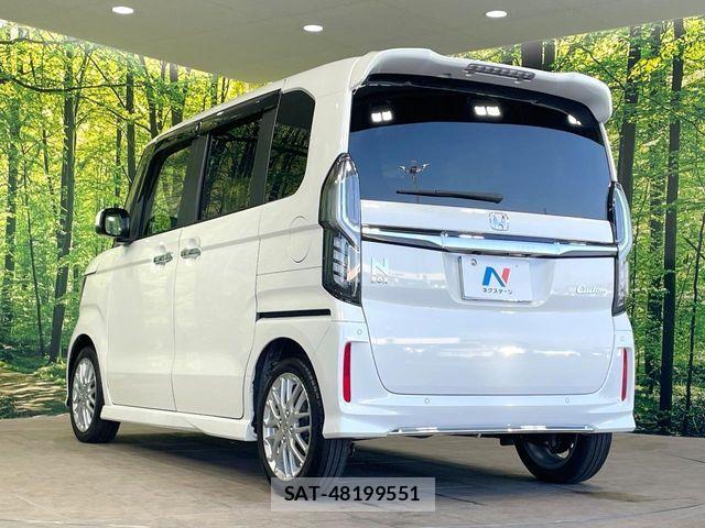 Honda N BOX CUSTOM 2023-05 6270223-16