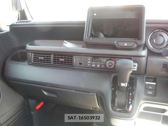 Honda N BOX CUSTOM 2026-02 6500903-18