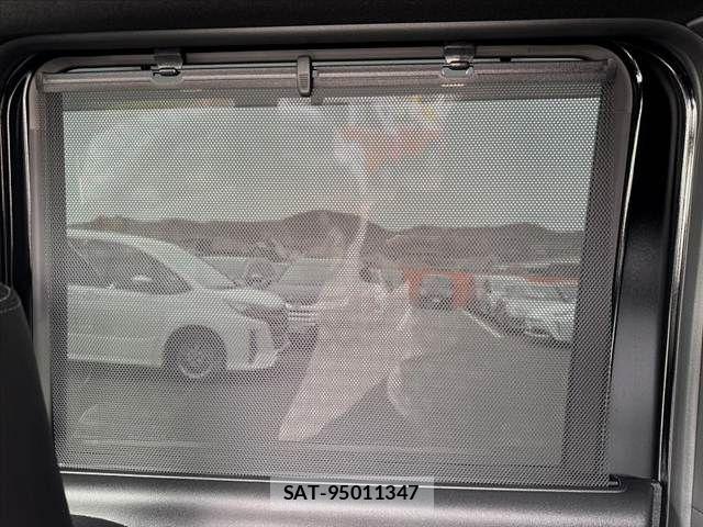 Honda N BOX CUSTOM 2025-11 6500924-28