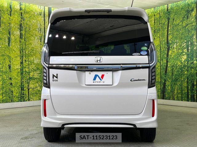 Honda N BOX CUSTOM 2019-01 6526923-14