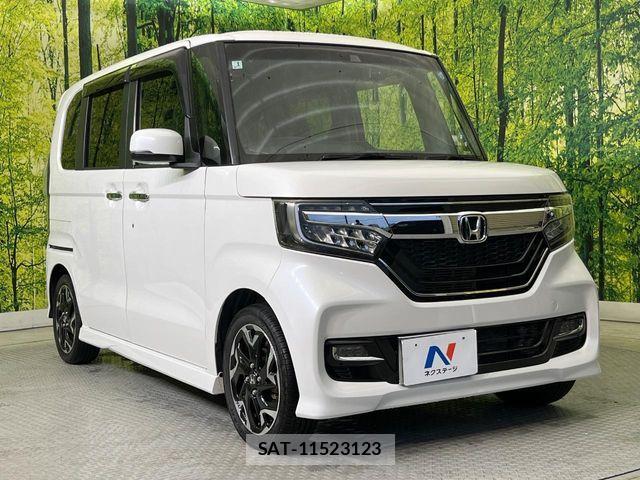 Honda N BOX CUSTOM 2019-01 6526923-15