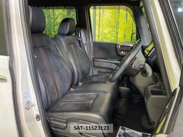 Honda N BOX CUSTOM 2019-01 6526923-7