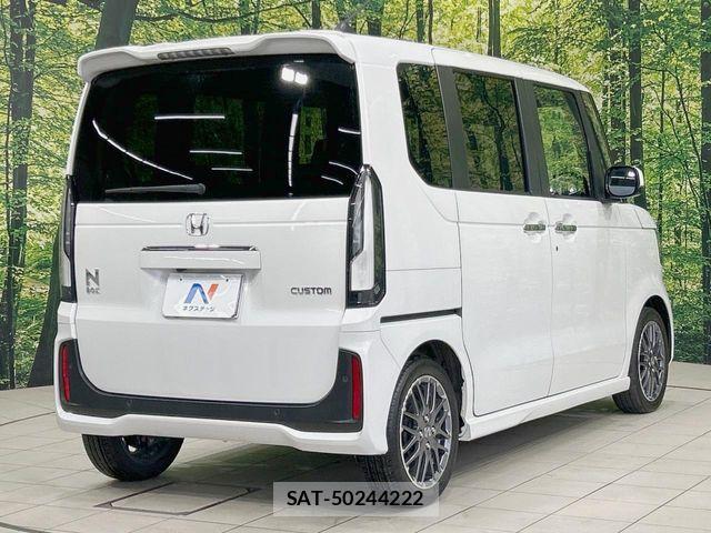 Honda N BOX CUSTOM 2024-01 6546069-16