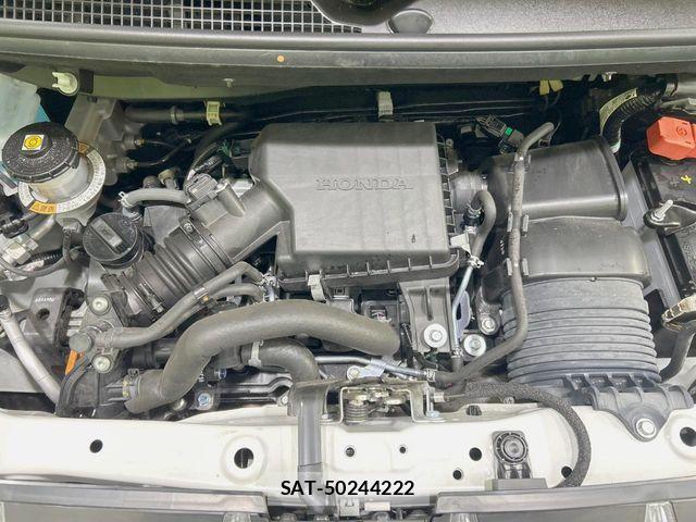 Honda N BOX CUSTOM 2024-01 6546069-17