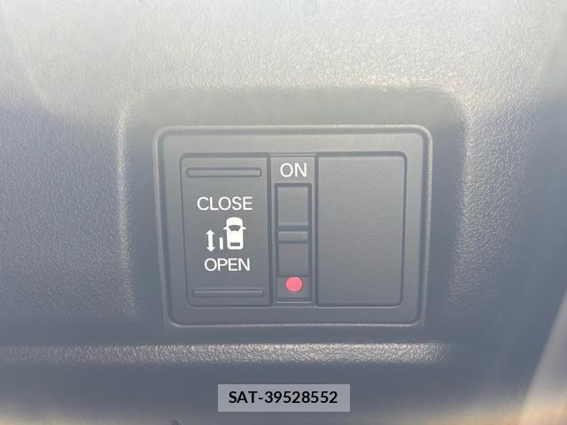 Honda N BOX CUSTOM 2025-07 6613623-20