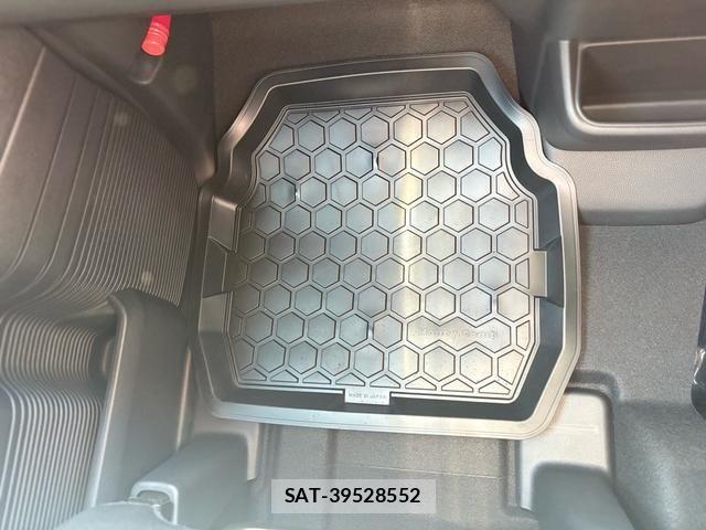 Honda N BOX CUSTOM 2025-07 6613623-29