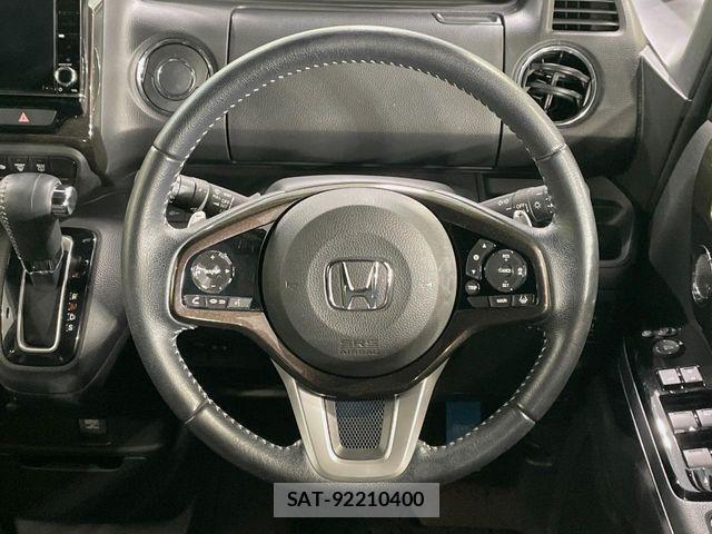 Honda N BOX CUSTOM 2020-04 6613658-10