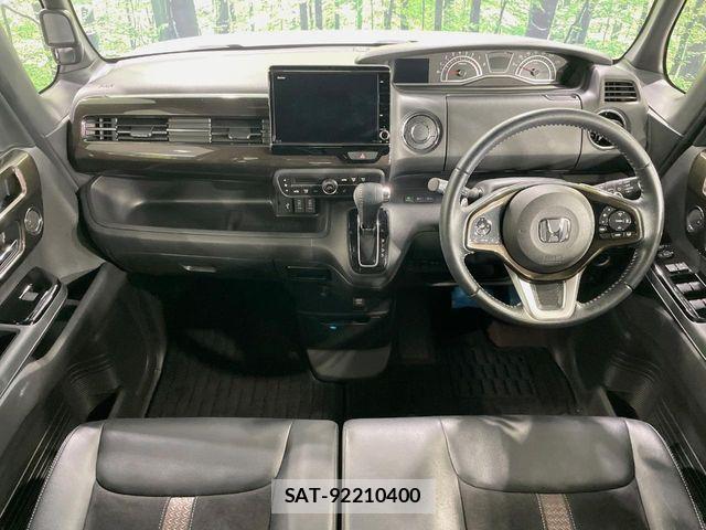 Honda N BOX CUSTOM 2020-04 6613658-1