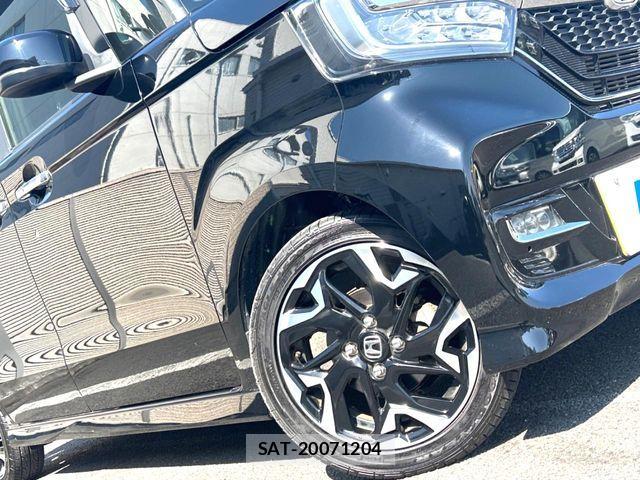 Honda N BOX CUSTOM 2018-06 6613665-12