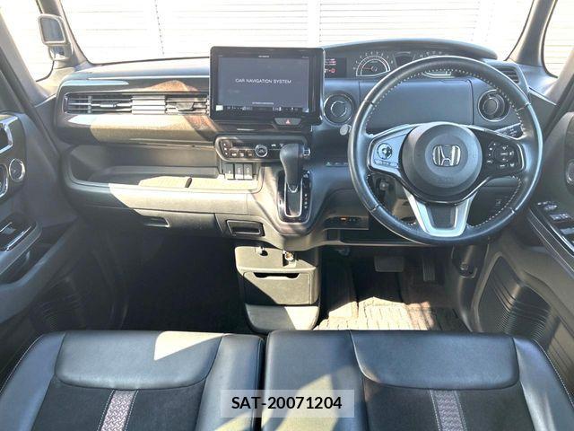 Honda N BOX CUSTOM 2018-06 6613665-1