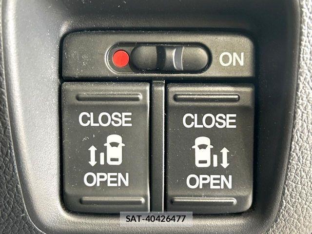 Honda N BOX CUSTOM 2016-08 6642075-4