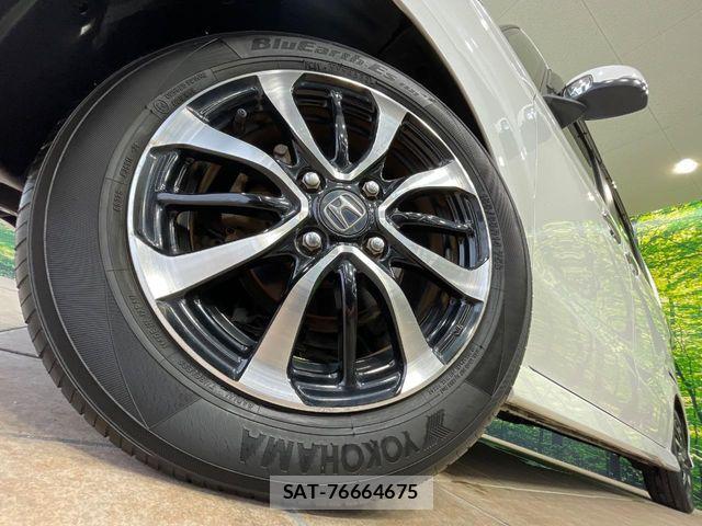 Honda N BOX CUSTOM 2018-06 6672843-12