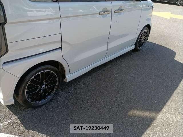 Honda N BOX CUSTOM 2021-11 6672844-21