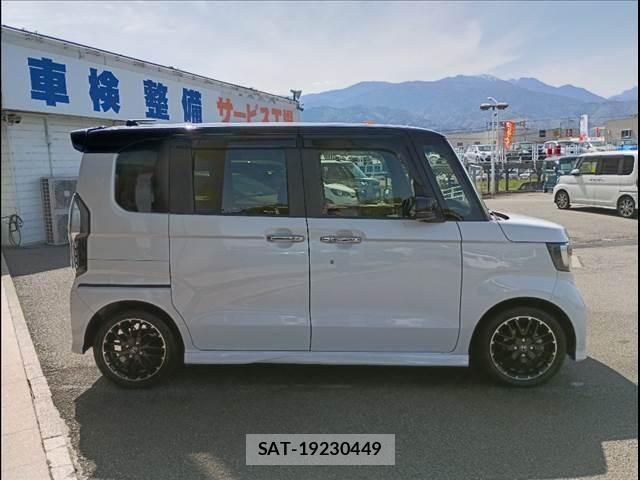 Honda N BOX CUSTOM 2021-11 6672844-4