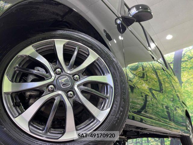 Honda N BOX CUSTOM 2025-05 6672821-13