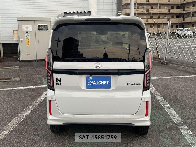 Honda N BOX CUSTOM 2023-01 6672857-5
