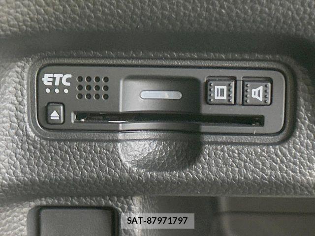 Honda N BOX CUSTOM 2019-06 6672896-5