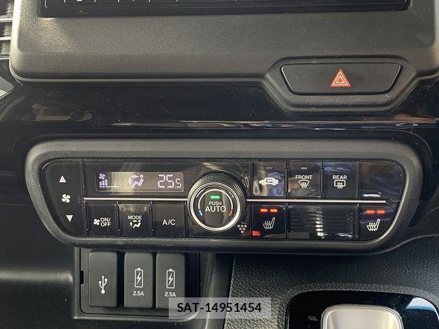 Honda N BOX CUSTOM 2021-04 6672874-13