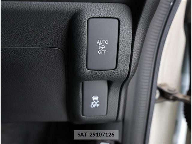 Honda N BOX CUSTOM 2015-09 6672894-11