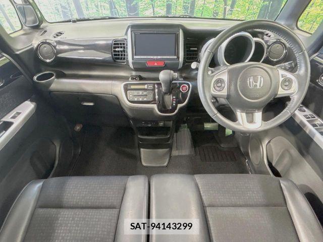 Honda N BOX CUSTOM 2016-02 6672884-1