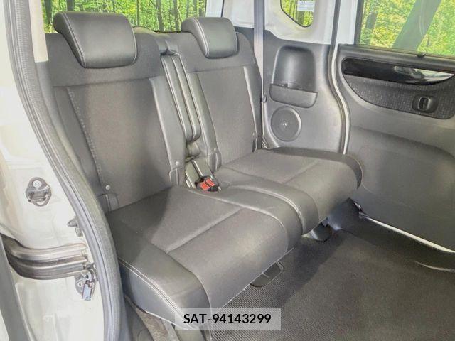 Honda N BOX CUSTOM 2016-02 6672884-8