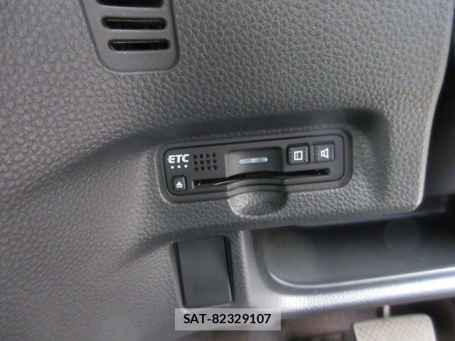 Honda N BOX CUSTOM 2017-09 6672862-18