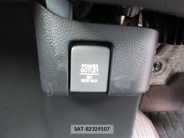 Honda N BOX CUSTOM 2017-09 6672862-19