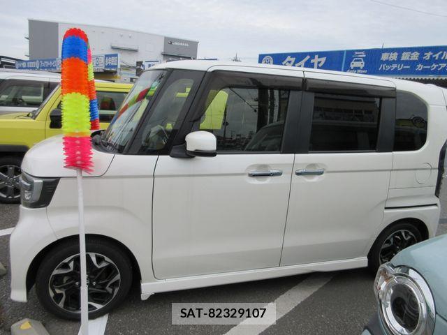 Honda N BOX CUSTOM 2017-09 6672862-2