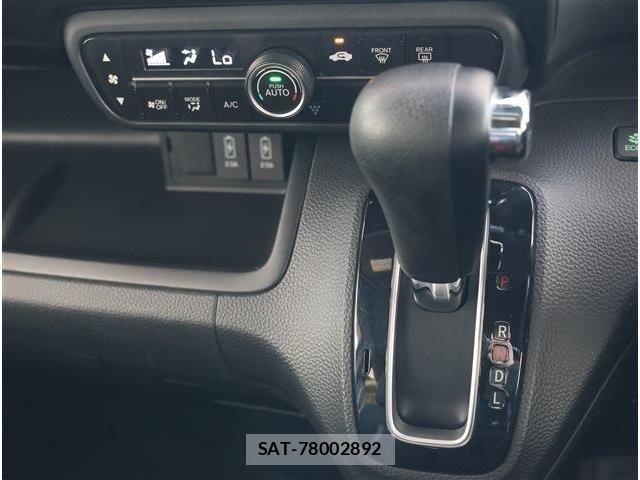 Honda N BOX CUSTOM 2019-01 6672880-9